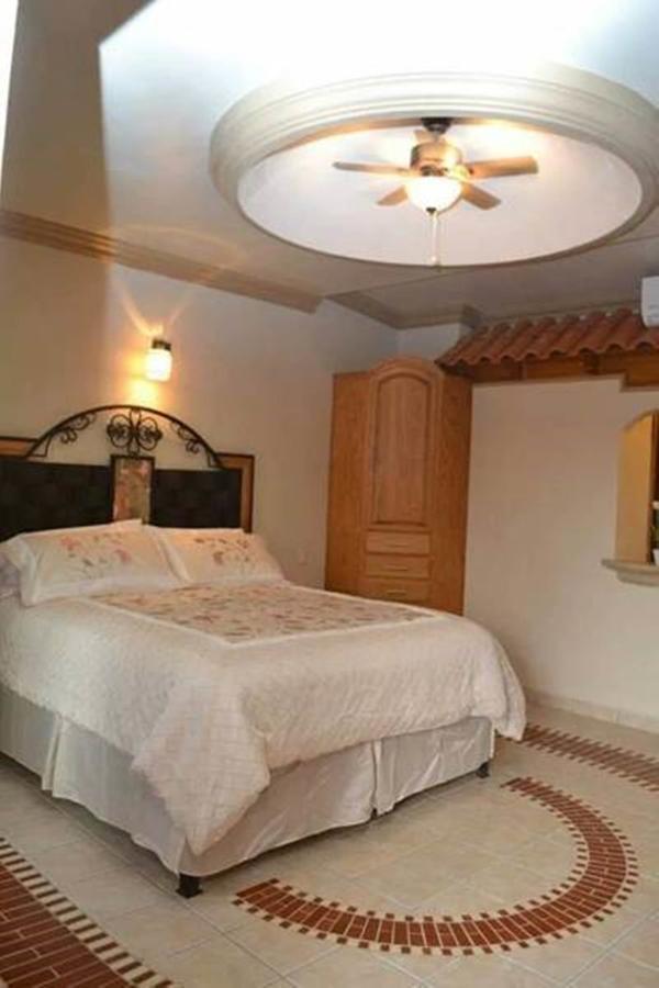 Maria Bonita Suites Agua Prieta Номер фото